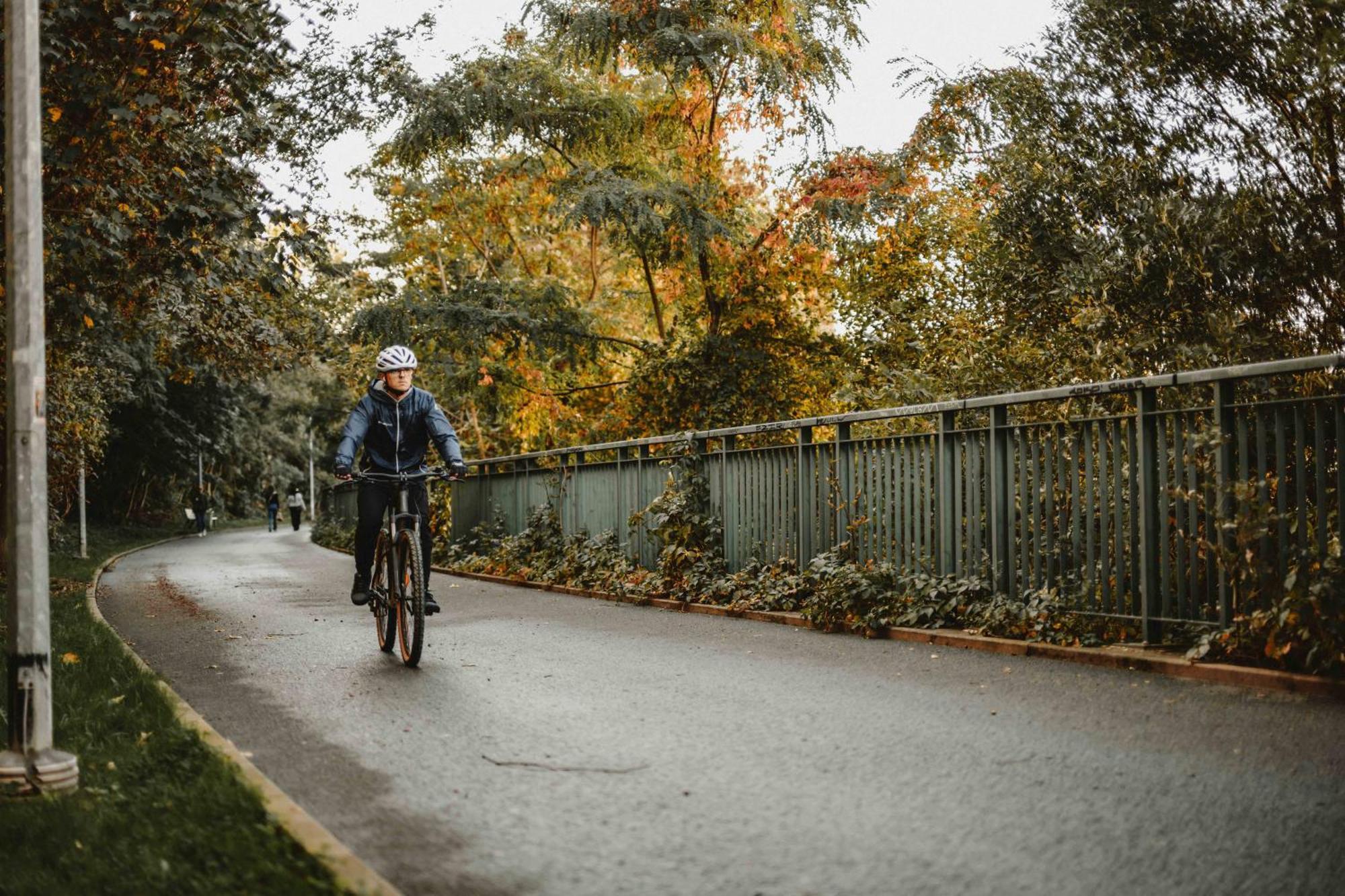 Elegant With Terrace & Bike Path Appartement