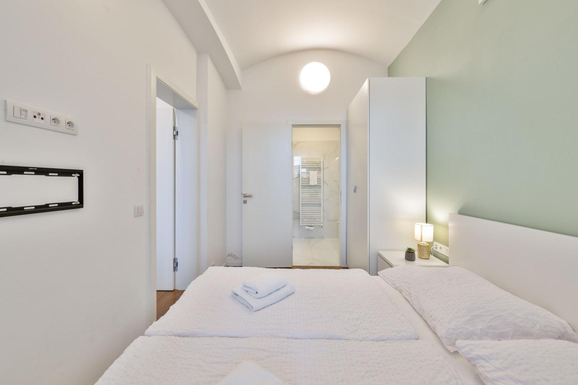 Elegant With Terrace & Bike Path Appartement Prague