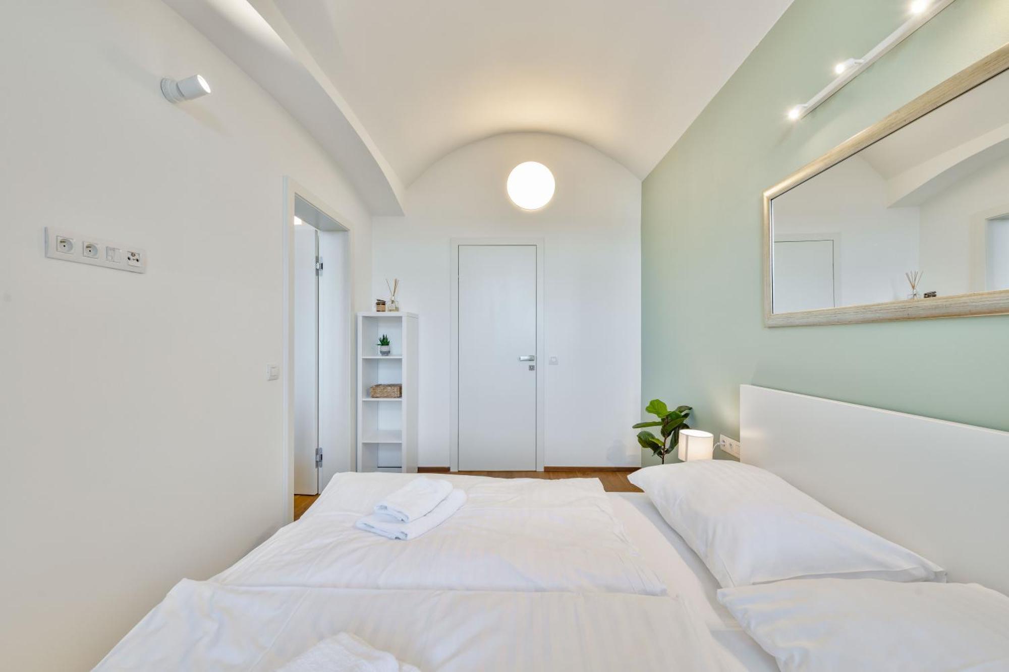 Elegant With Terrace & Bike Path Appartement *